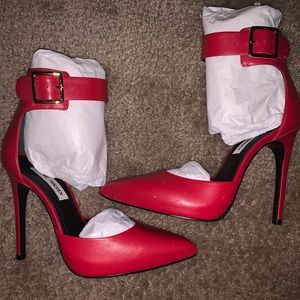 Steve Madden Flashback Red Leather Heel Size 7.5